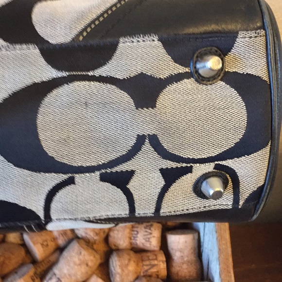 Coach Signature Jacquard and leather purse - Picture 4 of 8